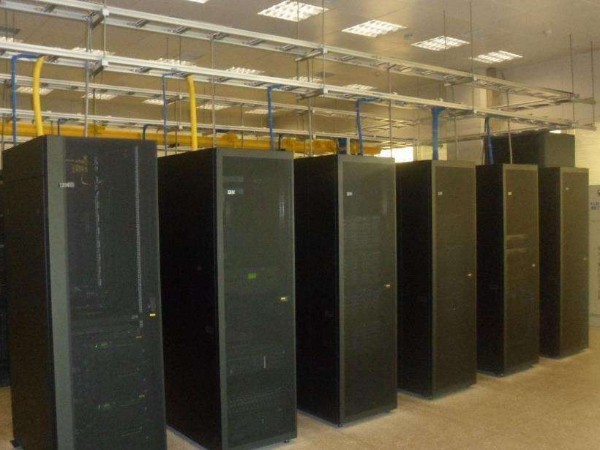 有20個點，如何做好集中性的機房環境系統檢測控制？