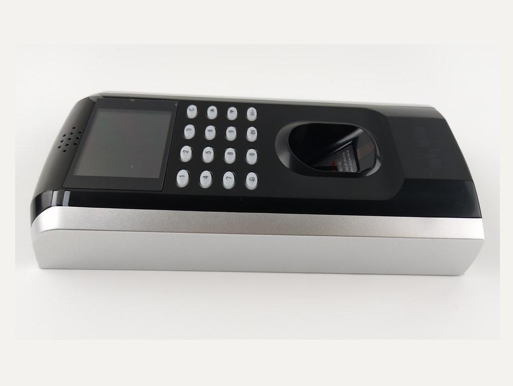 香港某體育局門禁系統(tǒng)，指紋密碼一體機